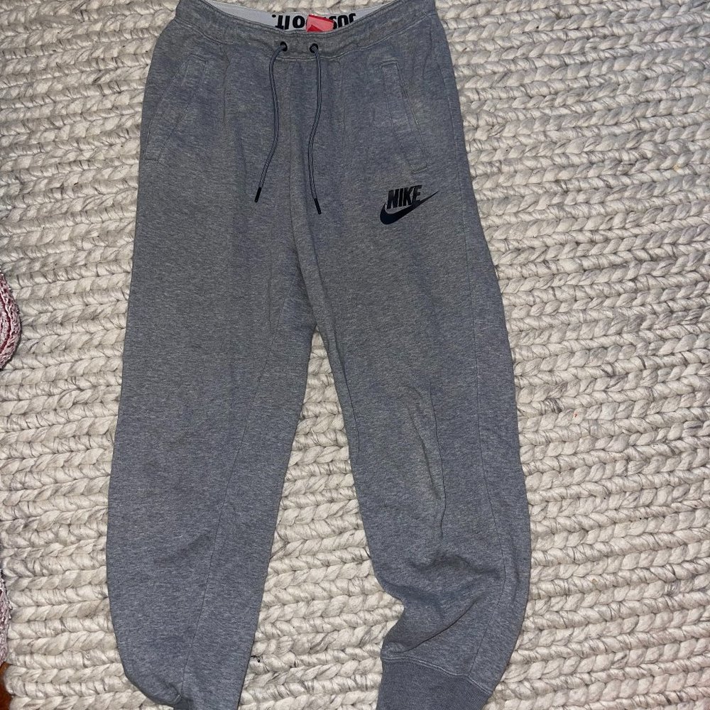 Nike Sweatpants Gray Size Small